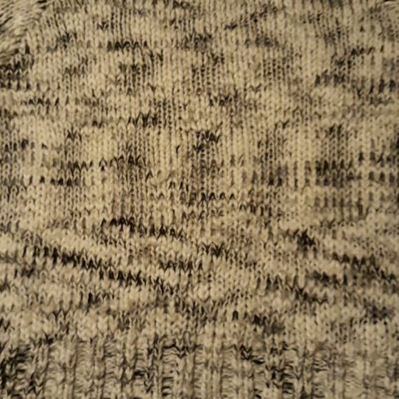 🐻Great Sweater!!!🐻 - Picture 3 of 3